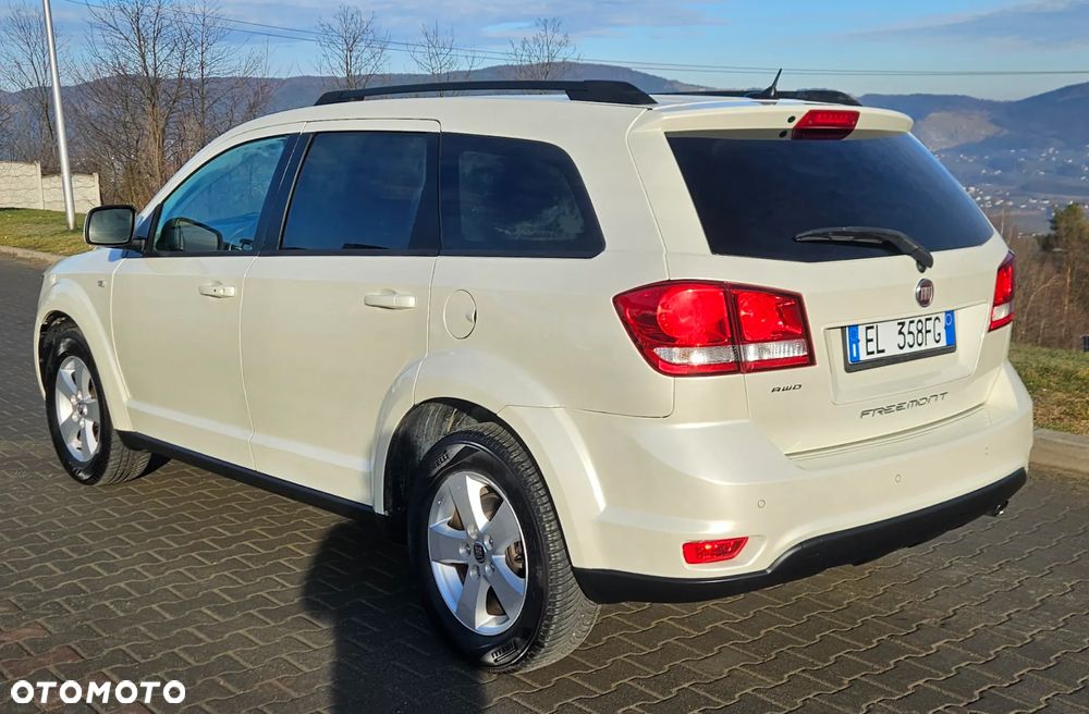 Fiat Freemont 2.0 Multijet 16V DPF Automatik Allrad Lounge - 10