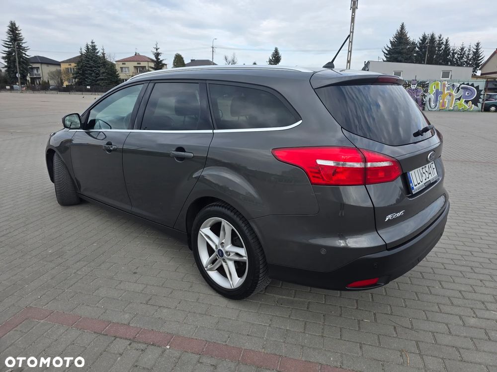 Ford Focus 2.0 TDCi Titanium ASS - 3