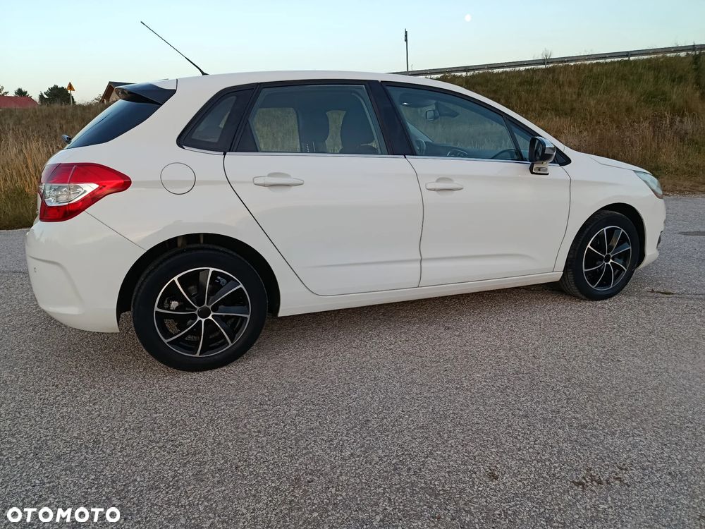 Citroën C4 VTi 120 Selection - 7