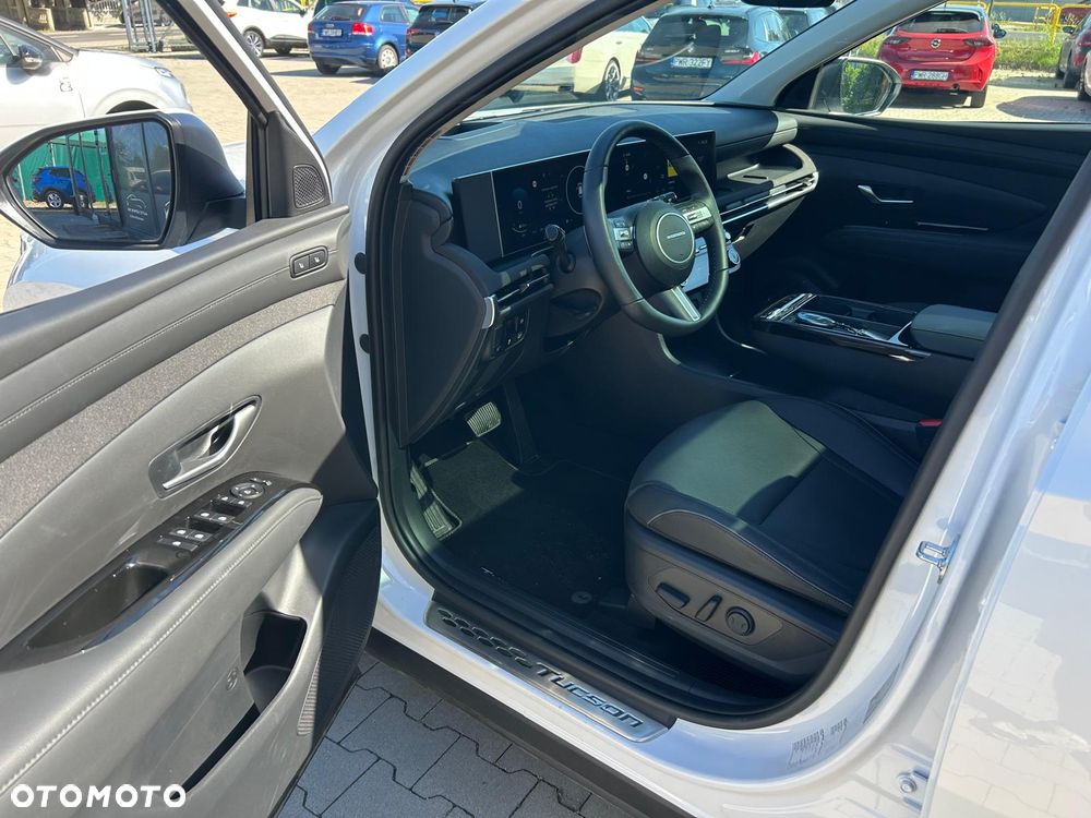 Hyundai Tucson 1.6 T-GDi HEV Platinum 4WD - 17