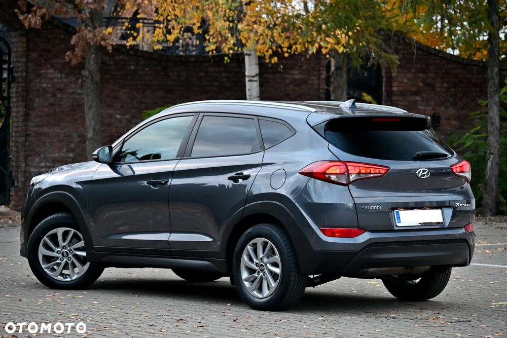 Hyundai Tucson 1.6 GDI BlueDrive GO 2WD - 16