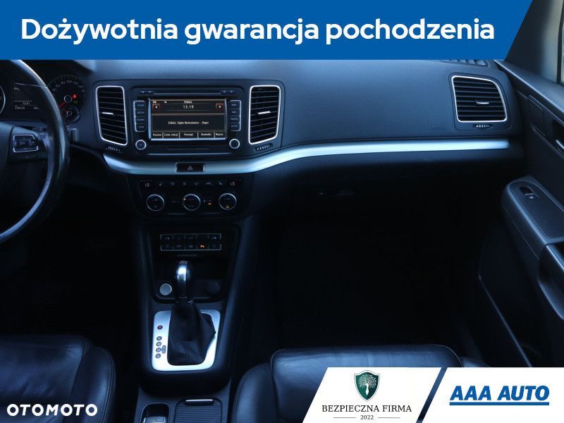 Volkswagen Sharan - 10