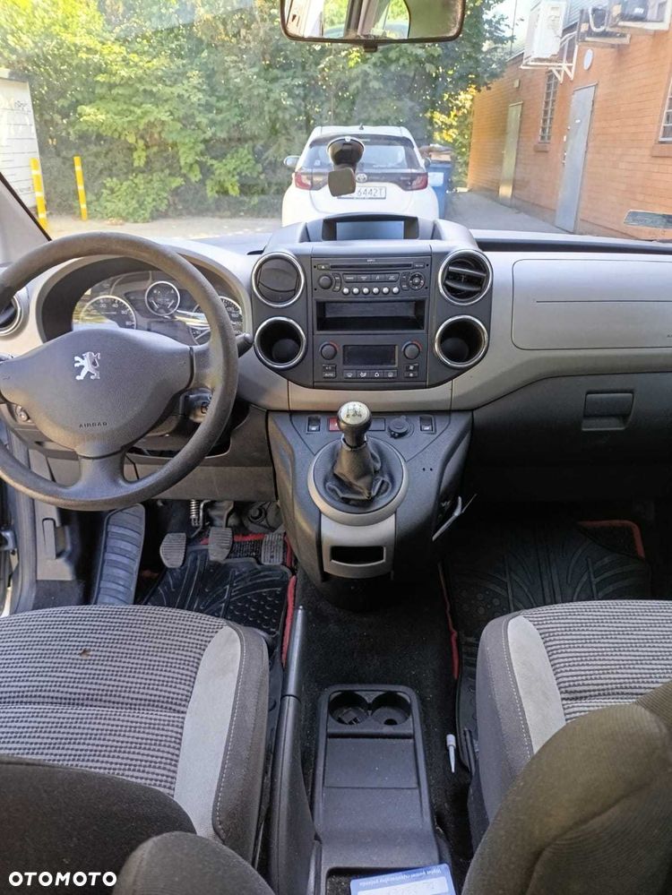Peugeot Partner - 8