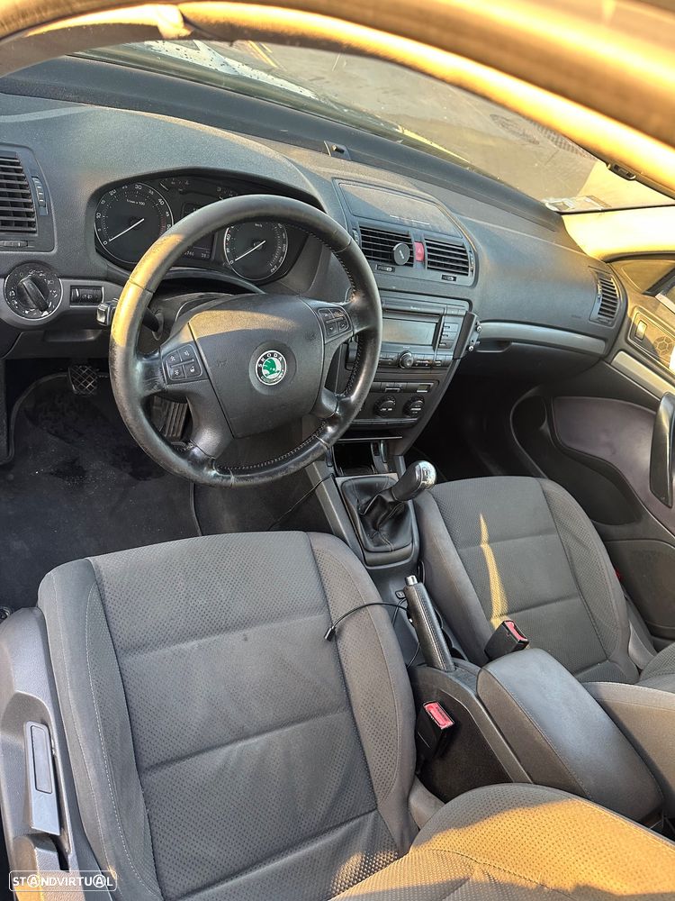 Skoda Octavia 2.0 TDI Edition 100 - 3