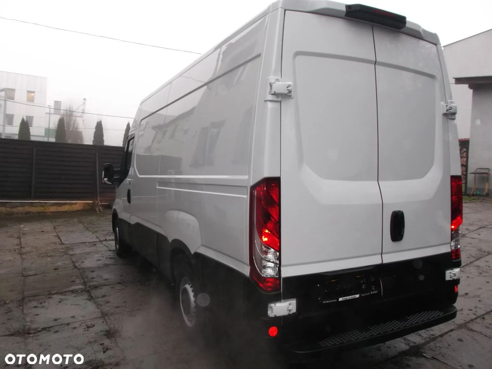 Iveco Daily 35S16 /L3H2 - 5