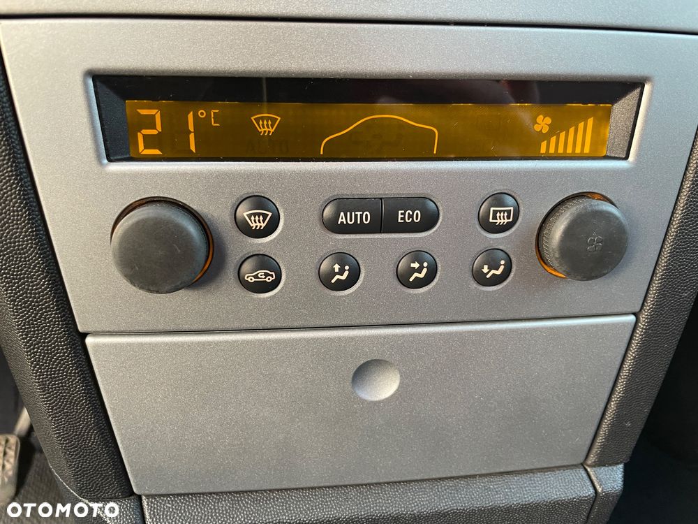 Opel Meriva 1.6 16V Cosmo Easytronic - 24