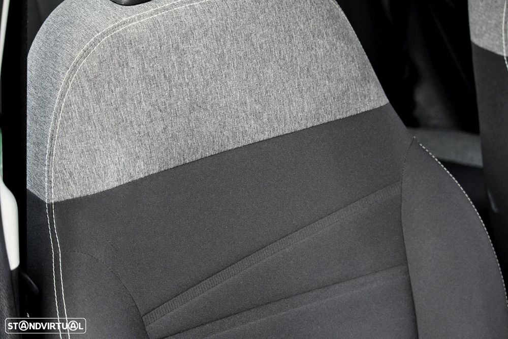 Fiat Panda 1.0 Hybrid City Cross - 16