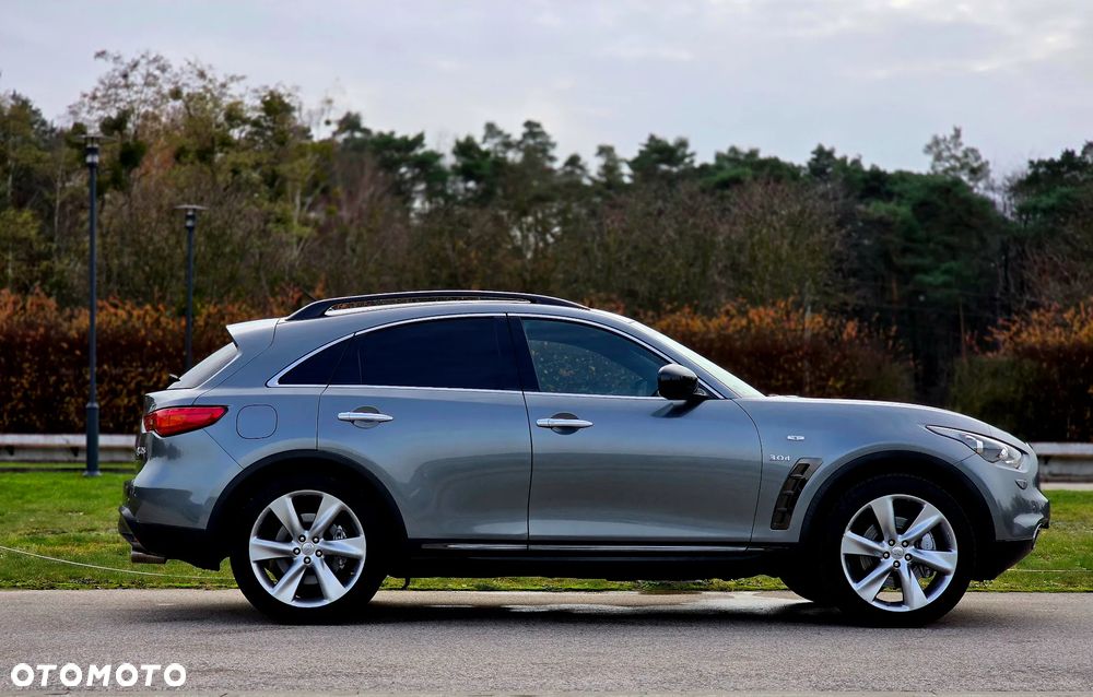 Infiniti QX70 3.0d AWD Design - 12