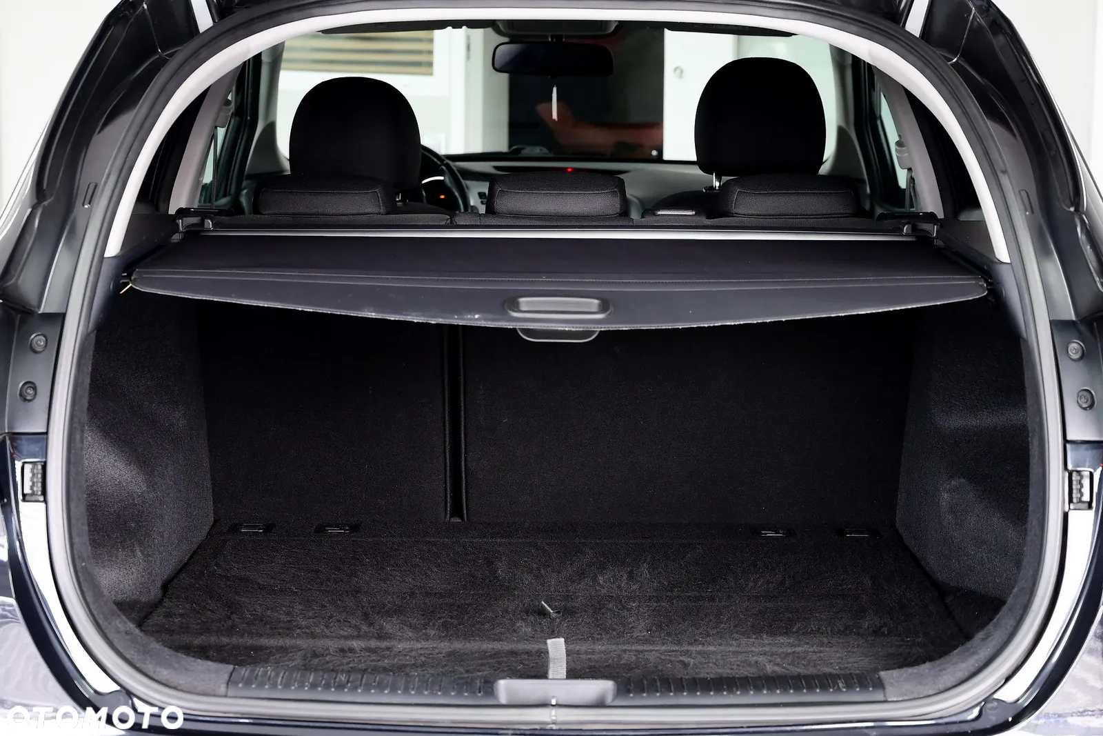 Kia Ceed - 31