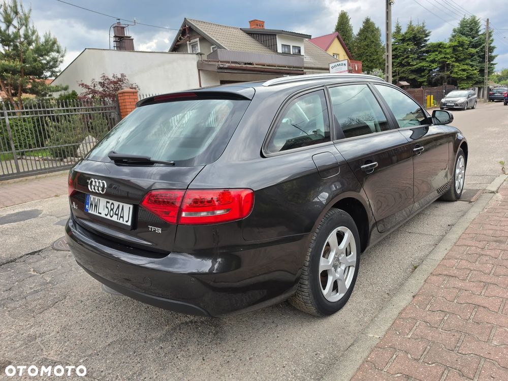 Audi A4 Avant - 9