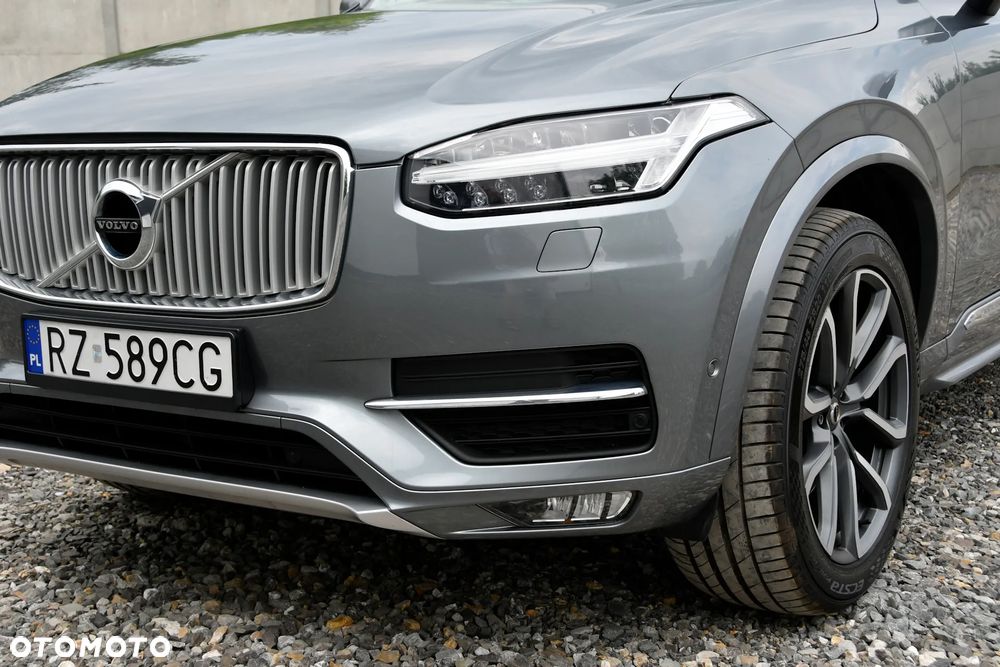 Volvo XC 90 D5 SCR AWD Inscription 7os - 9