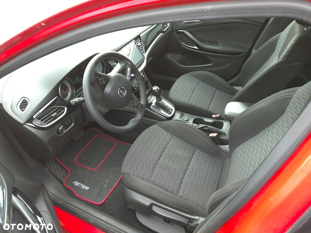 Opel Astra 1.4 T Dynamic S&S - 19