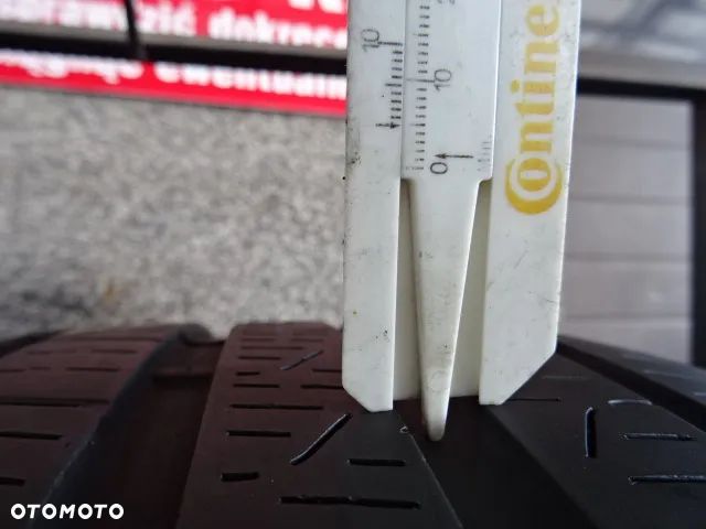 225/40/R19 93H RSC Pirelli Conturato P7 - 7