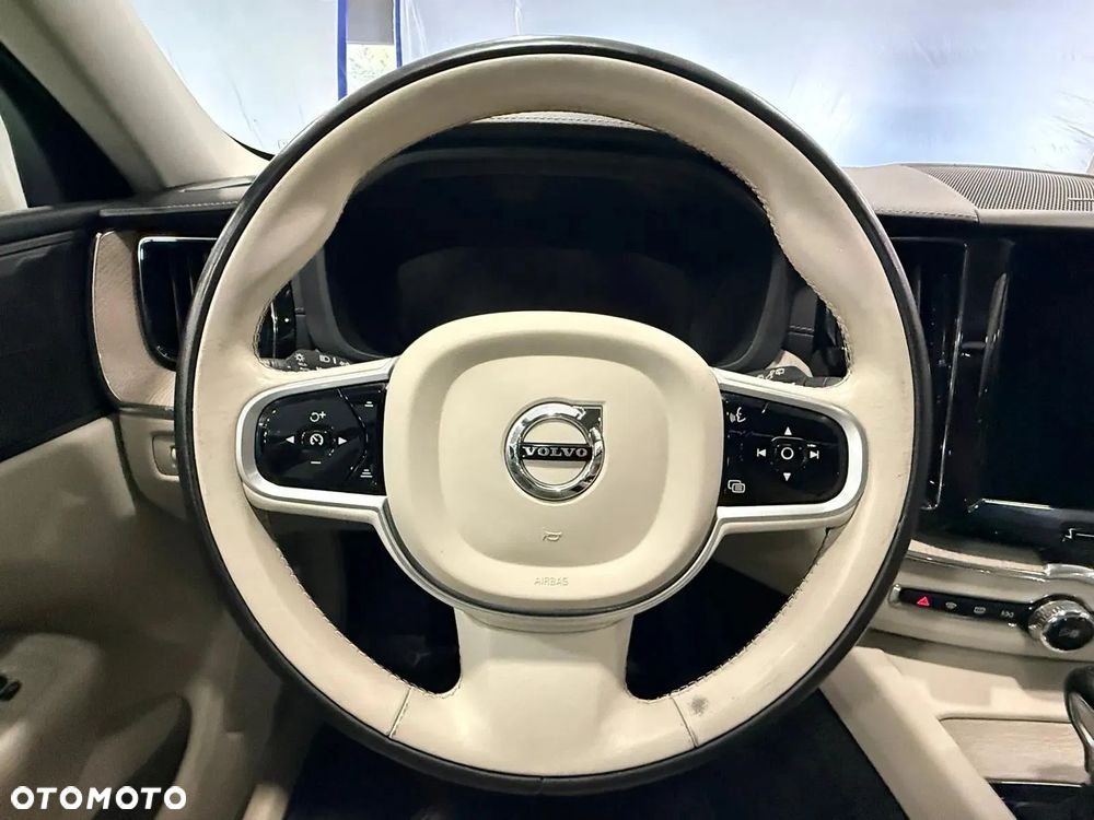 Volvo XC 60 T5 GPF AWD Inscription - 15