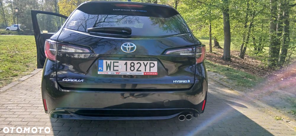 Toyota Corolla ver-2-0-hybrid-executive - 12