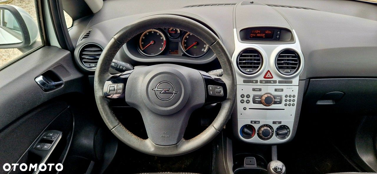 Opel Corsa - 17