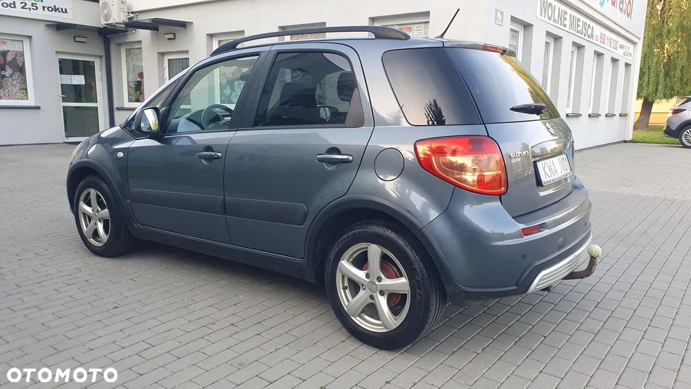 Suzuki SX4 1.6 VVT 4x2 Comfort - 15