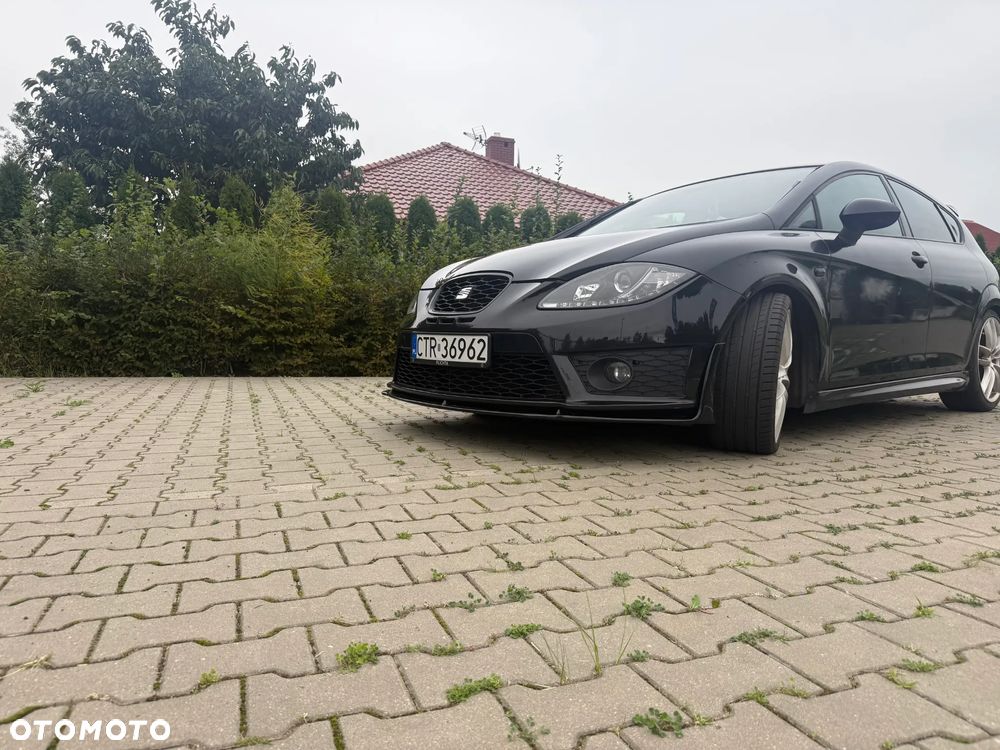 Seat Leon 2.0 TSI Cupra R - 2