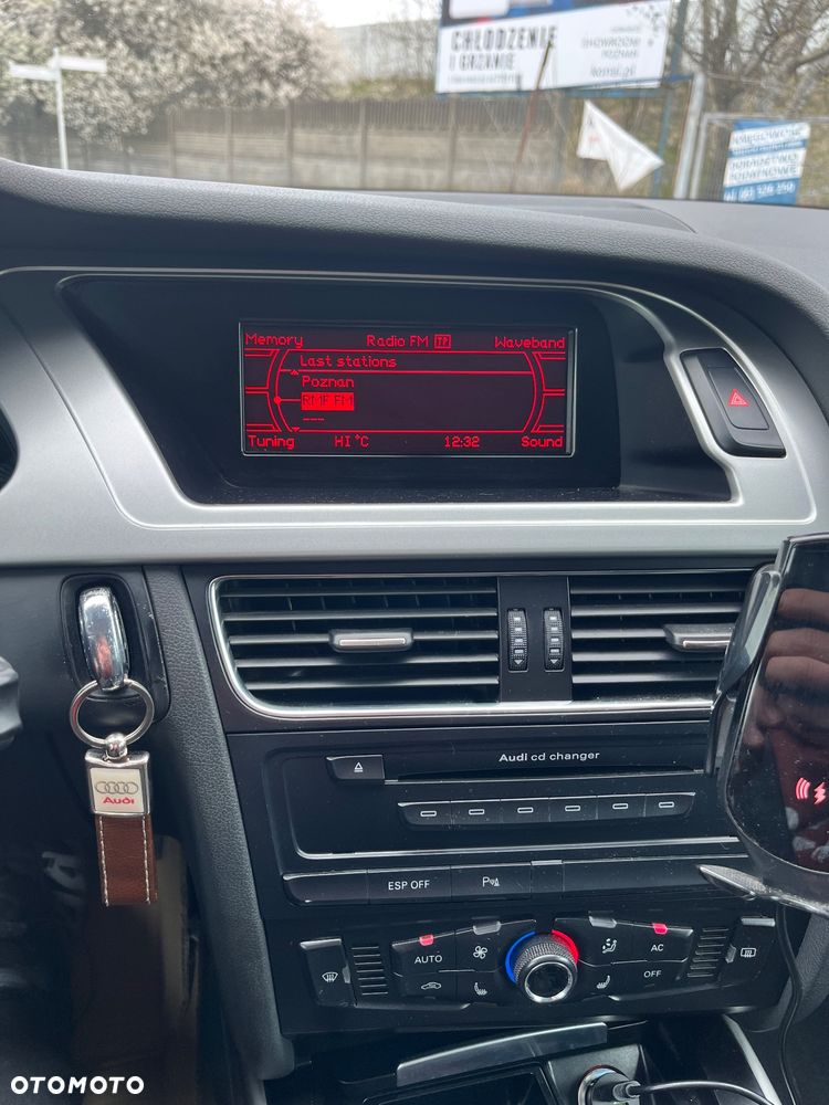 Audi A4 Avant 2.0 TDI Multitronic - 12