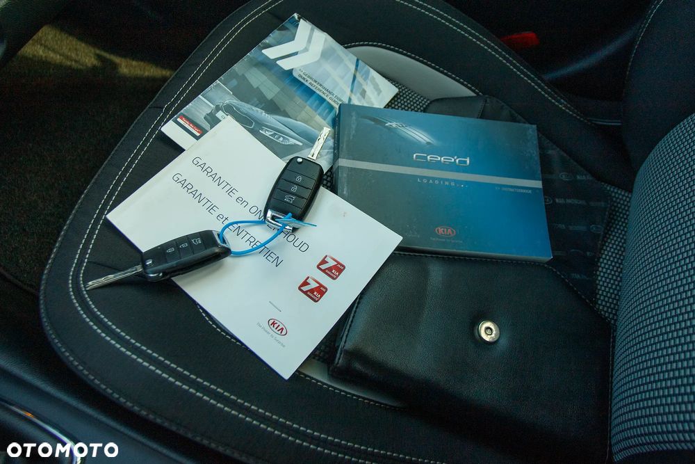 Kia Ceed 1.6 CRDi L - 2