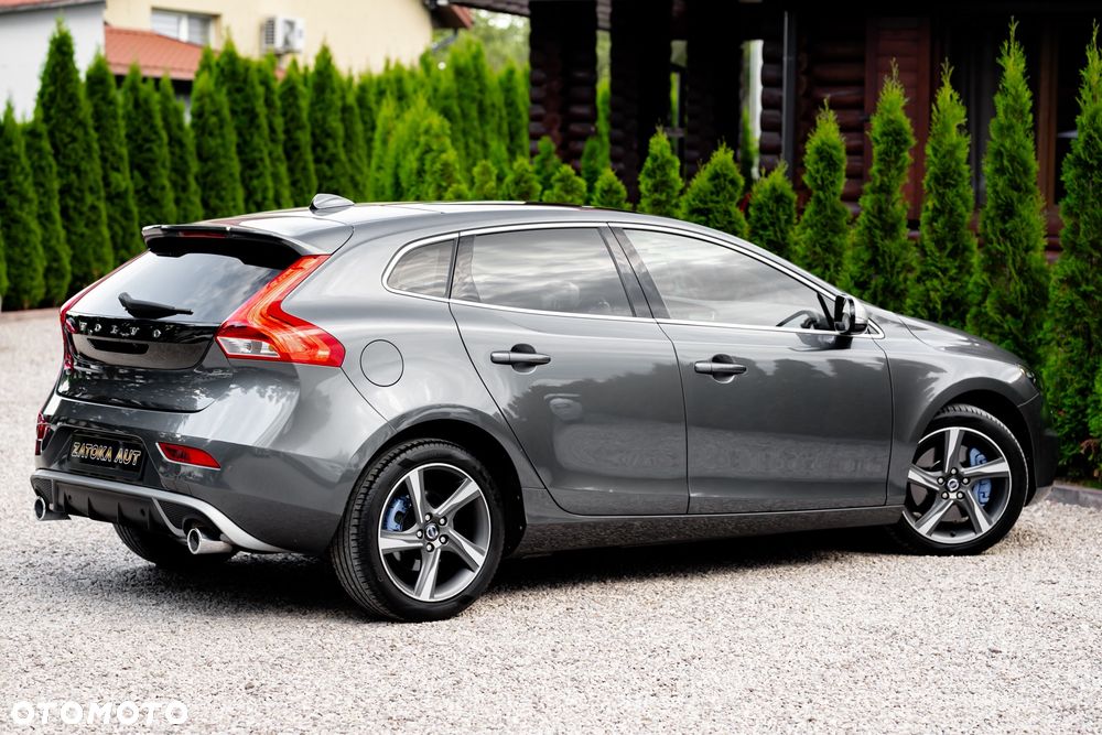 Volvo V40 D4 Geartronic R Design - 11