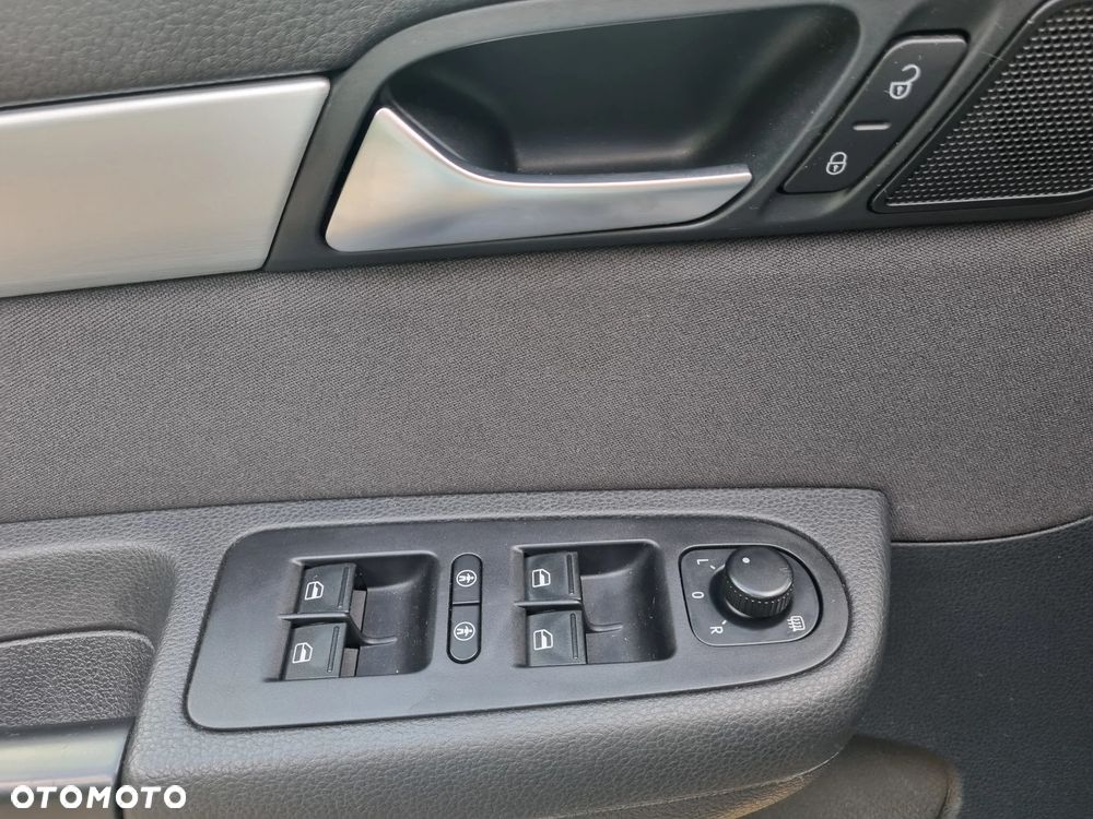 Volkswagen Sharan 1.4 TSI BlueMotion Technology Cup - 9