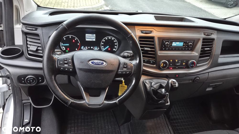 Ford Transit Custom - 13