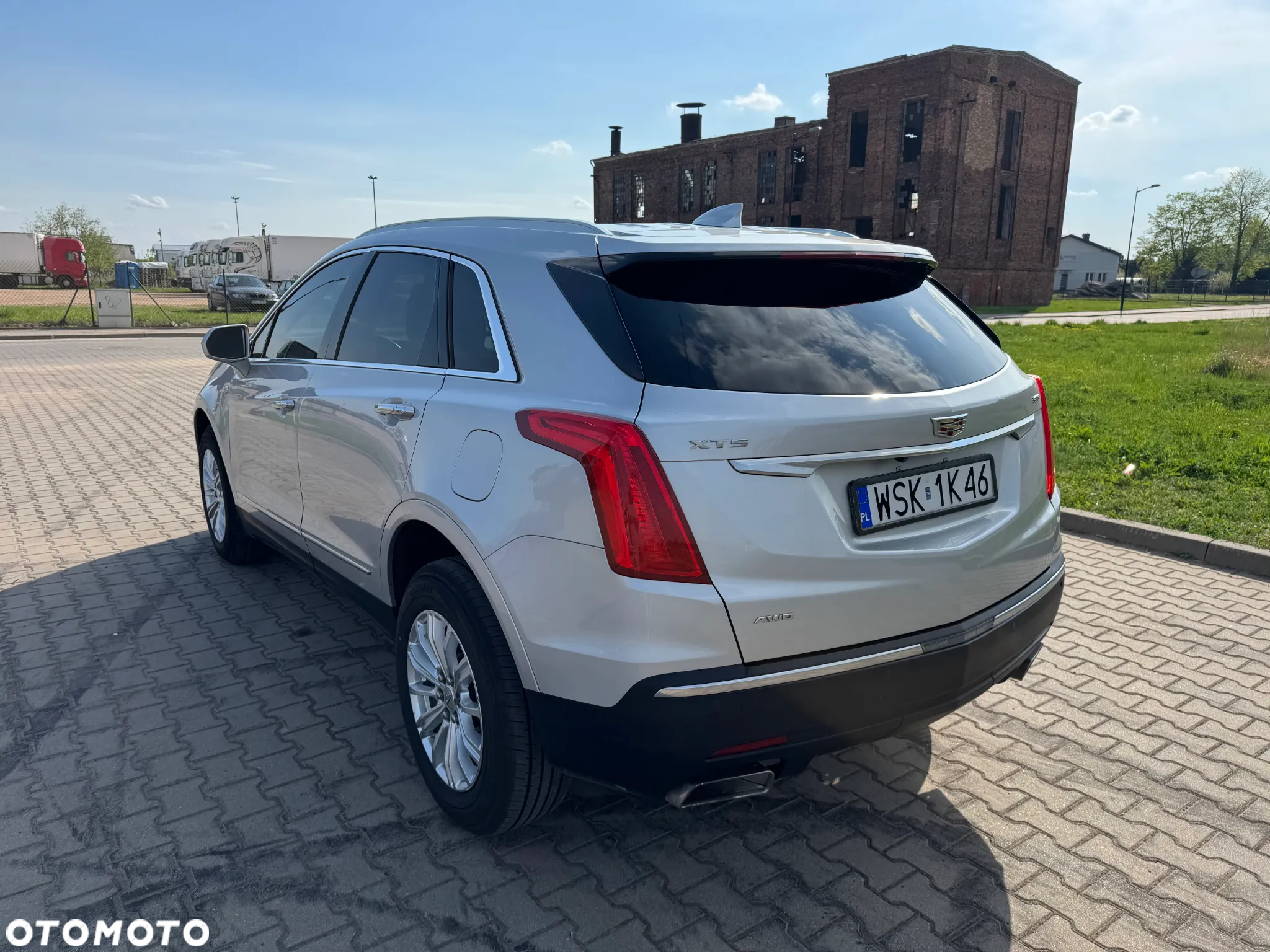 Cadillac XT5 - 11