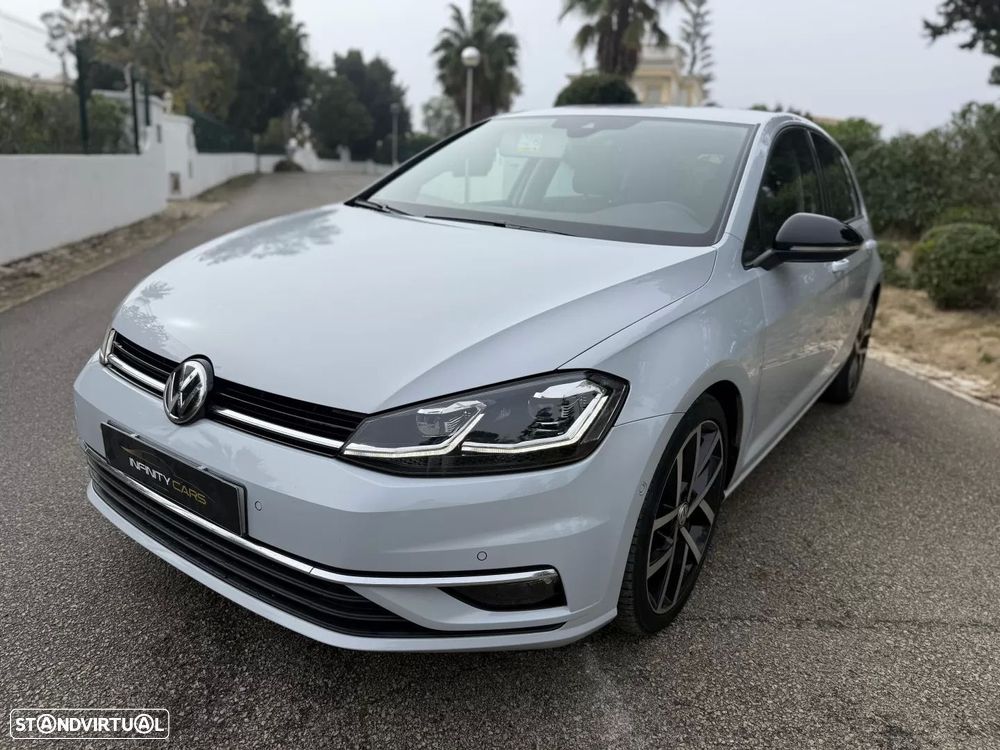 VW Golf 2.0 TDI R-Line DSG - 1
