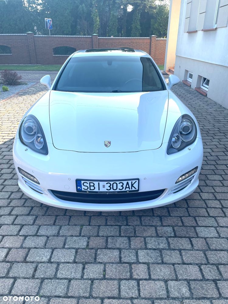 Porsche Panamera 4S - 3