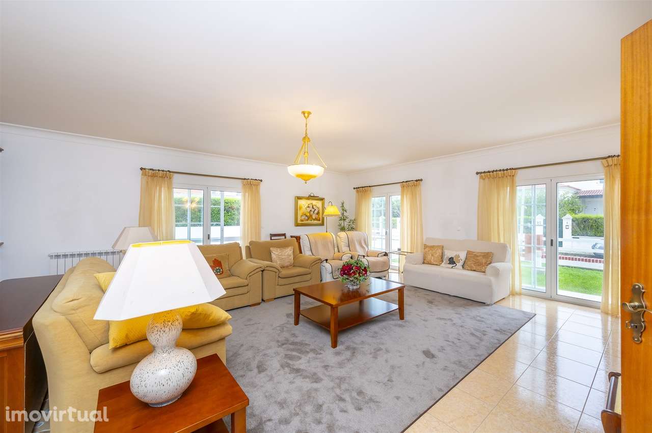 Moradia independente T4, que une o luxo e o conforto, na Quinta da Bel - Grande imagem: 3/57