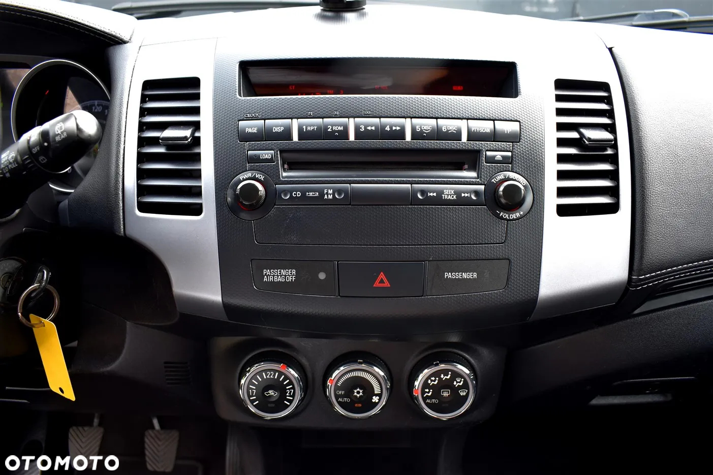 Mitsubishi Outlander 2.0 2WD Invite - 34