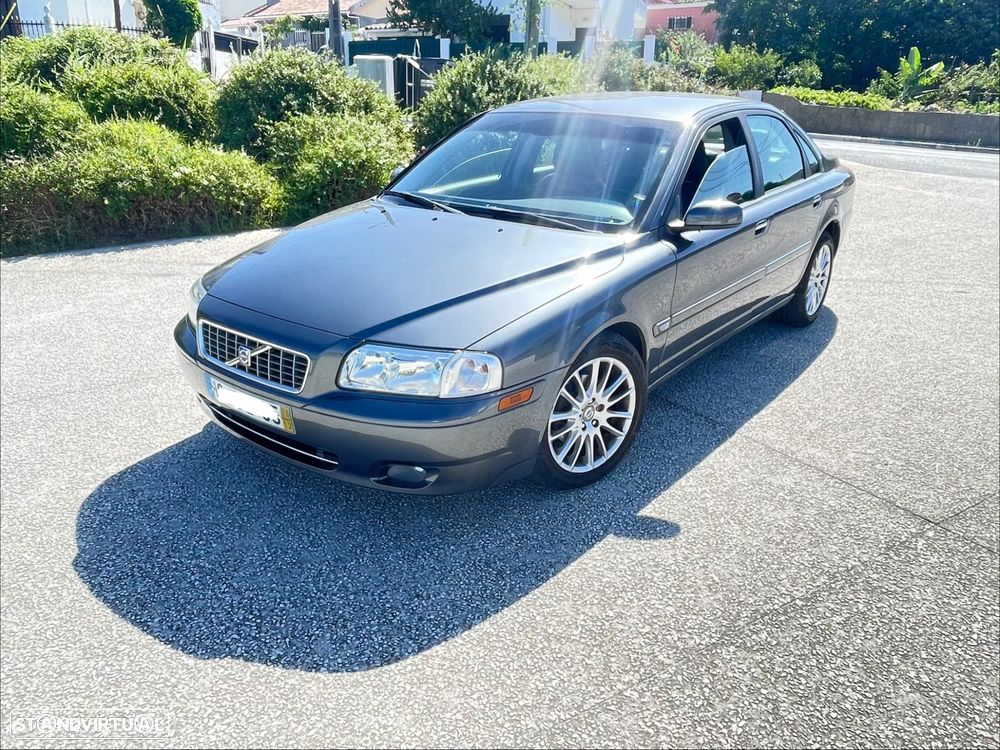 Volvo S80 2.4 D5 Nivel 3 - 1