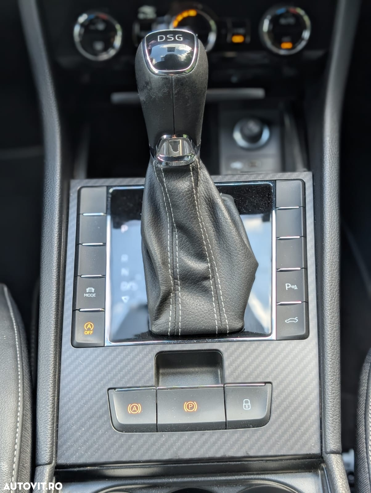 Skoda Superb 2.0 TDI DSG Sportline - 10