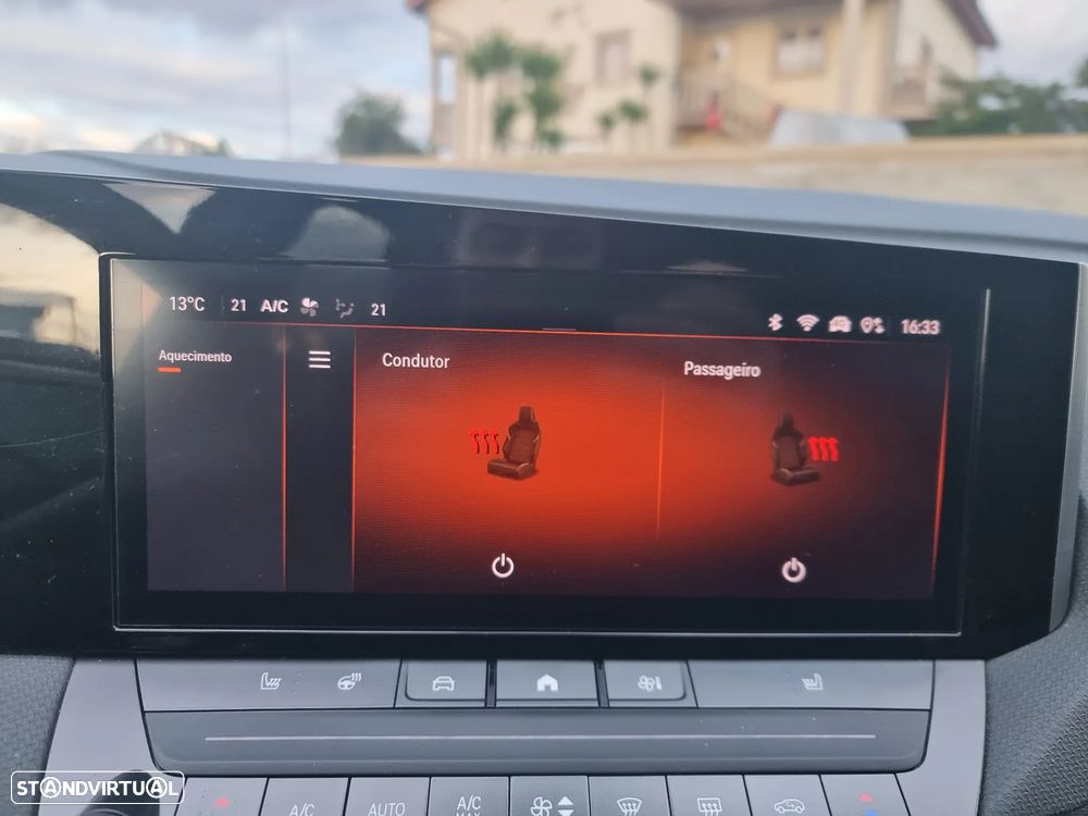 Opel Astra 1.2 T GS Line S/S - 14