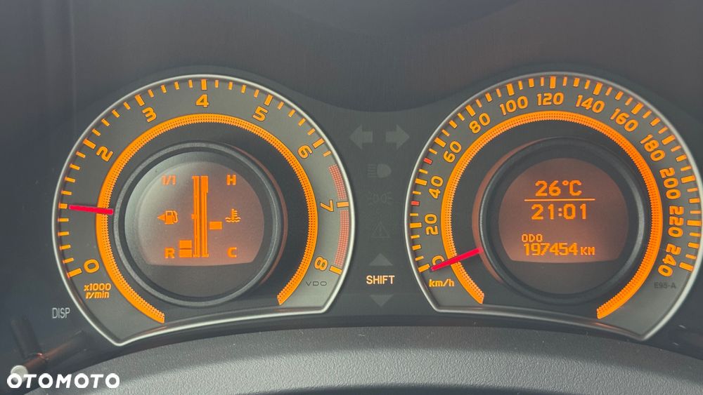 Toyota Auris 1.4 VVT-i Sol - 22