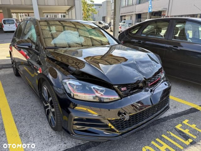 Volkswagen Golf GTI 2.0 TSI OPF DSG Performance - 4