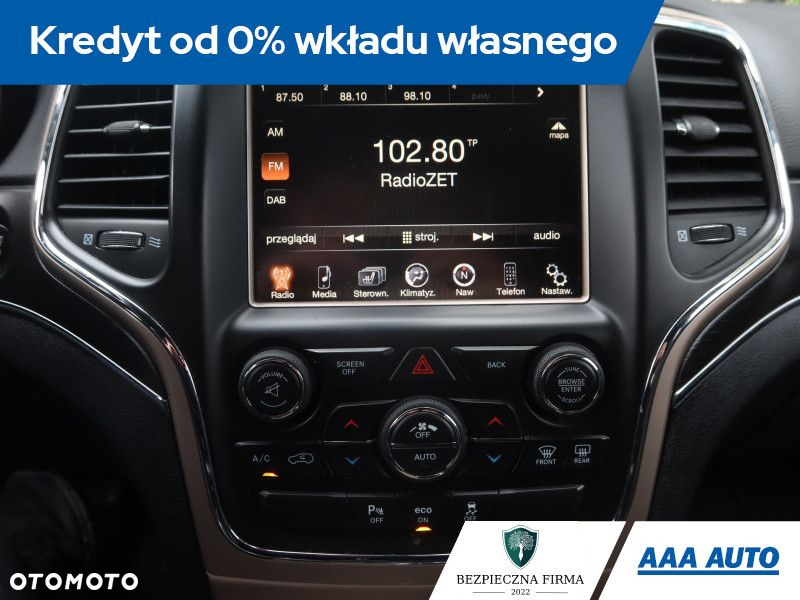 Jeep Grand Cherokee - 13