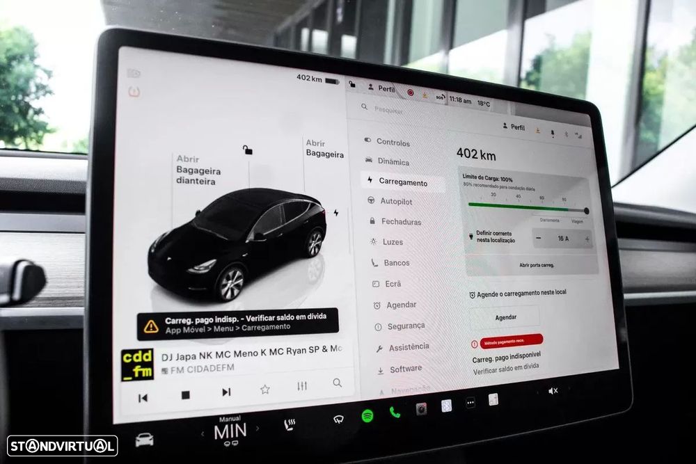 Tesla Model Y - 33