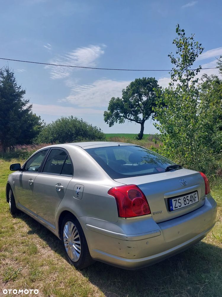 Toyota Avensis 2.0 VVT-i Sol - 6