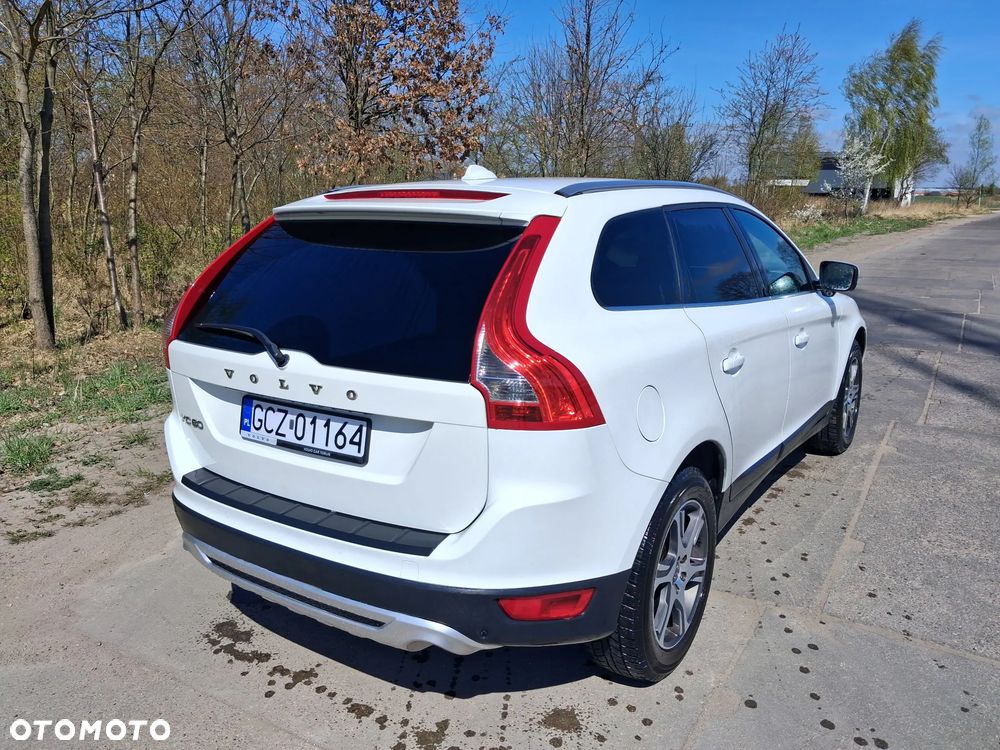 Volvo XC 60 T6 AWD Summum - 4
