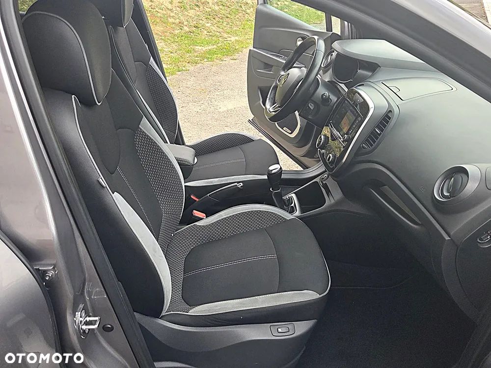 Renault Captur (ENERGY) TCe 90 BOSE EDITION - 20