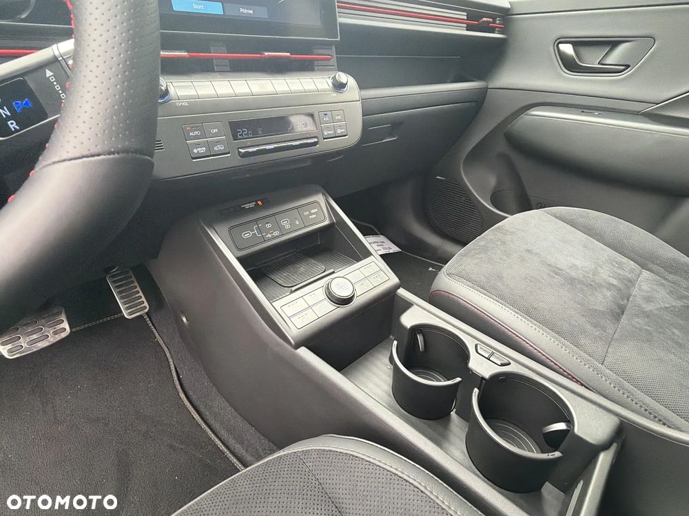 Hyundai Kona - 15