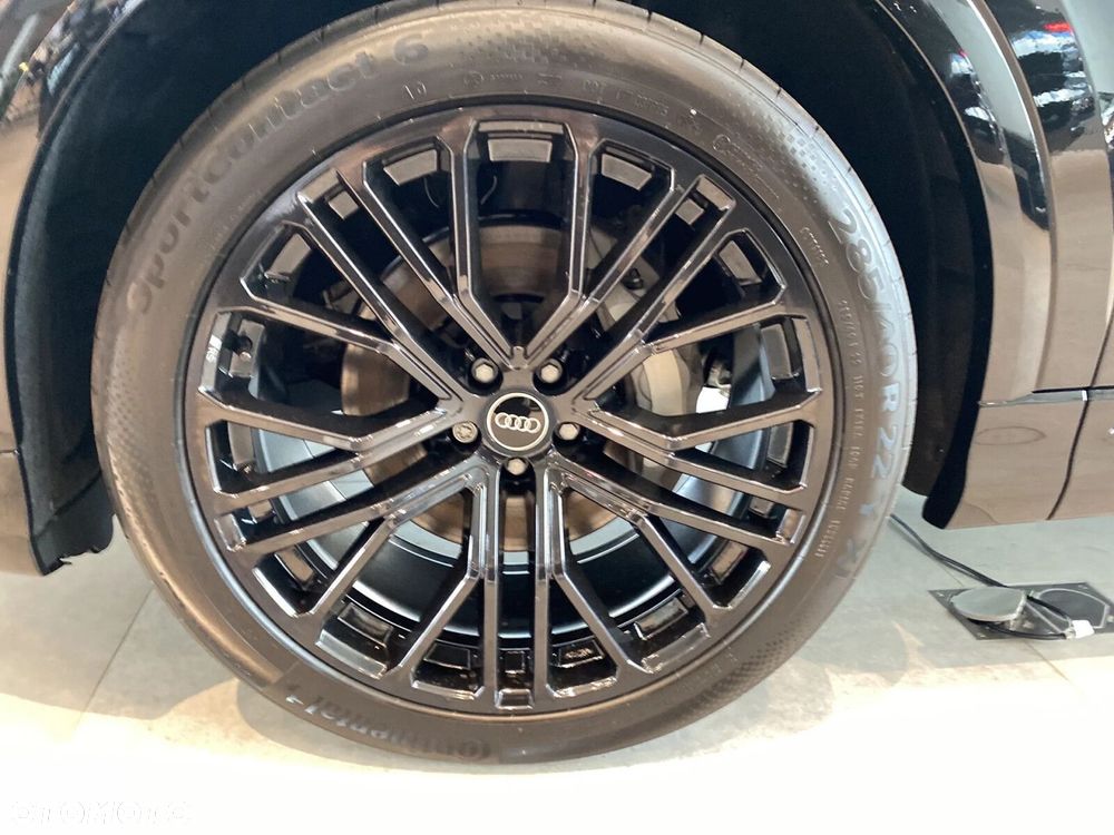 Audi Q8 - 14