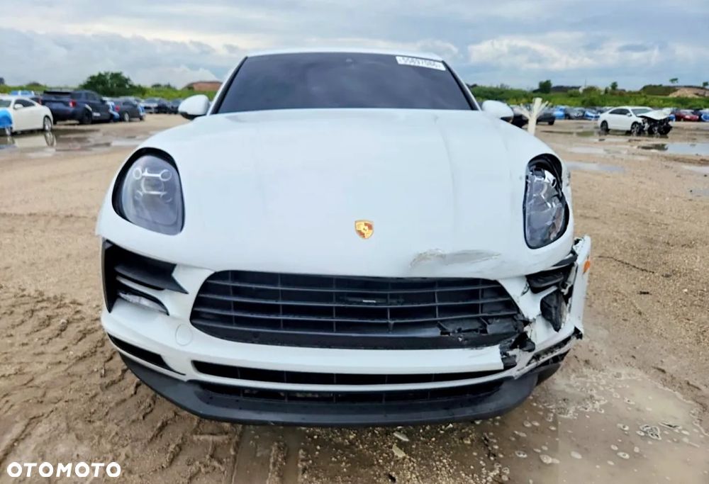 Porsche Macan - 2