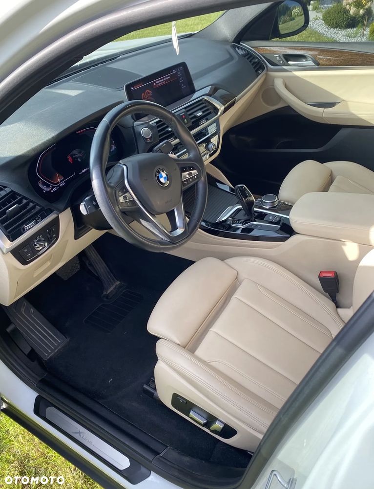 BMW X4 xDrive30i xLine - 9