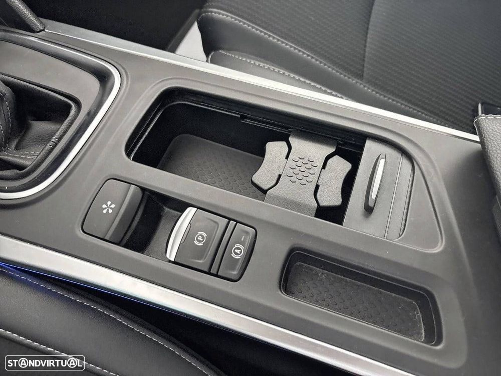Renault Mégane Sport Tourer 1.3 TCe Techno EDC - 21