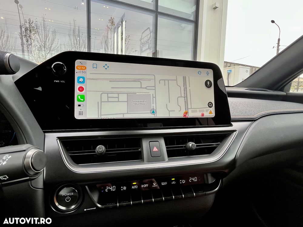 Lexus UX 300h (E-FOUR) F SPORT - 17