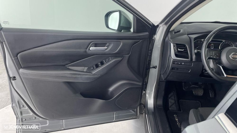 Nissan Qashqai 1.3 DIG-T N-Connecta Xtronic - 14