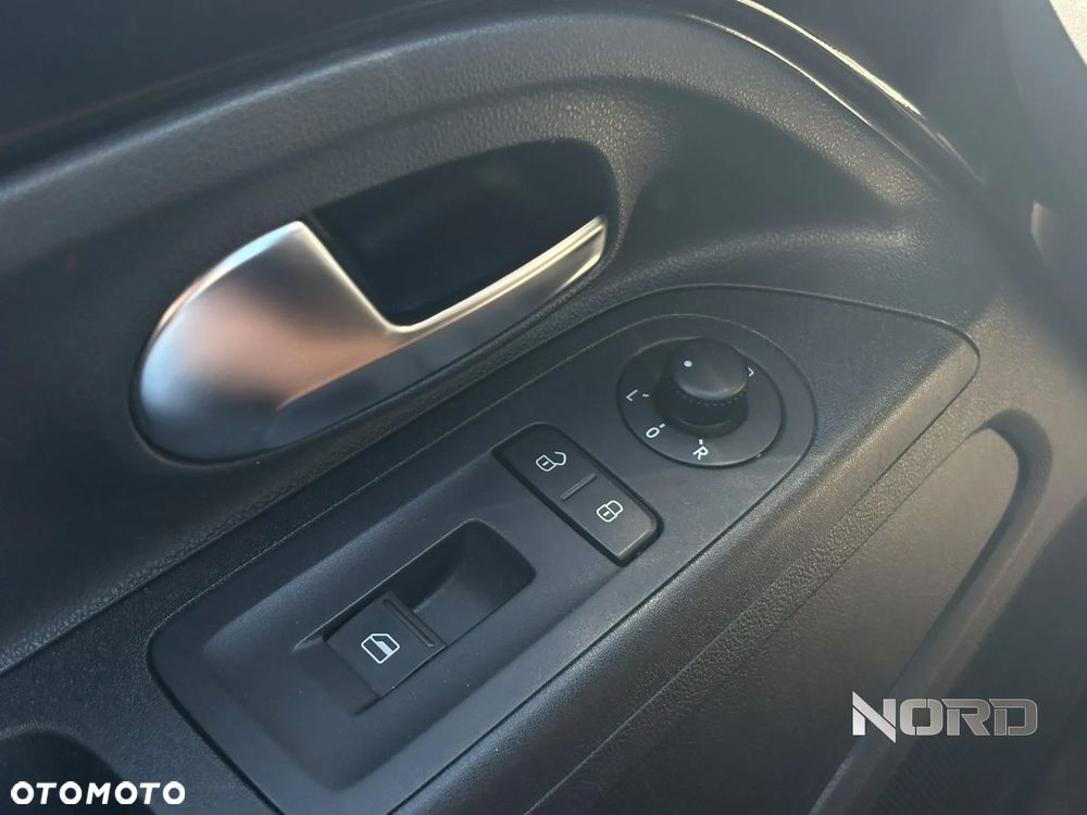 Volkswagen up! 1.0 high - 24
